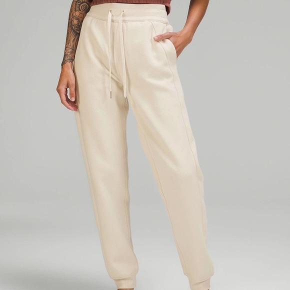 lululemon athletica Pants - LULULEMON Scuba High Rise Jogger NWT in Size 20